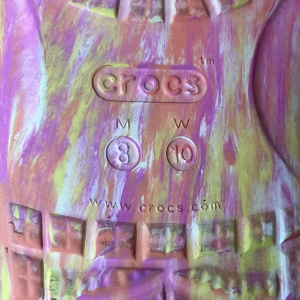 Crocs Women’s Classic Marbled Slides Orange Pink Yellow Sandals Size W 10 M 8 - Picture 7 of 9